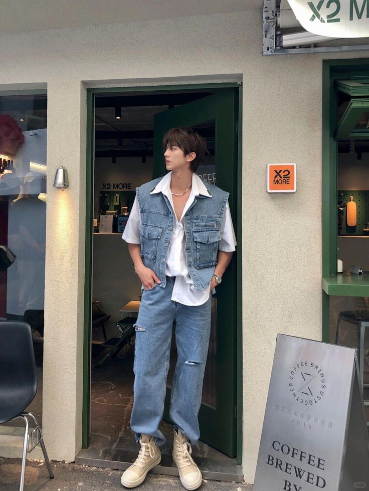 Phối Áo Gile Với Quần Jean: Bí Quyết Tạo Phong Cách Trẻ Trung Và Thời Trang